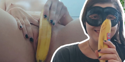 German Teen Cunny gets her vagina boinked rock-hard in banana by a Desi furry
