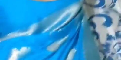 Blue Saree bhabhi