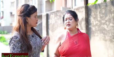 Hot MILF Baba ki Dawa seduces coupled with fucks patient with her shaved pussy